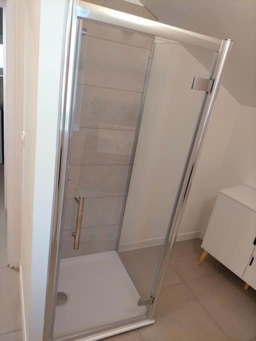 "Le Boheme", Logement Cosy, Au Calme Vertrieu 外观 照片