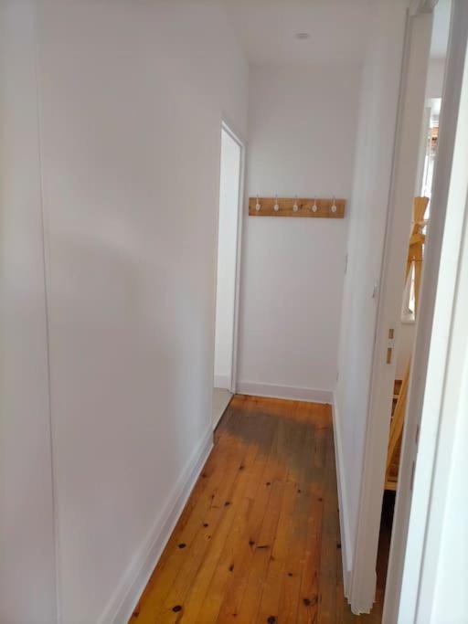 "Le Boheme", Logement Cosy, Au Calme Vertrieu 外观 照片